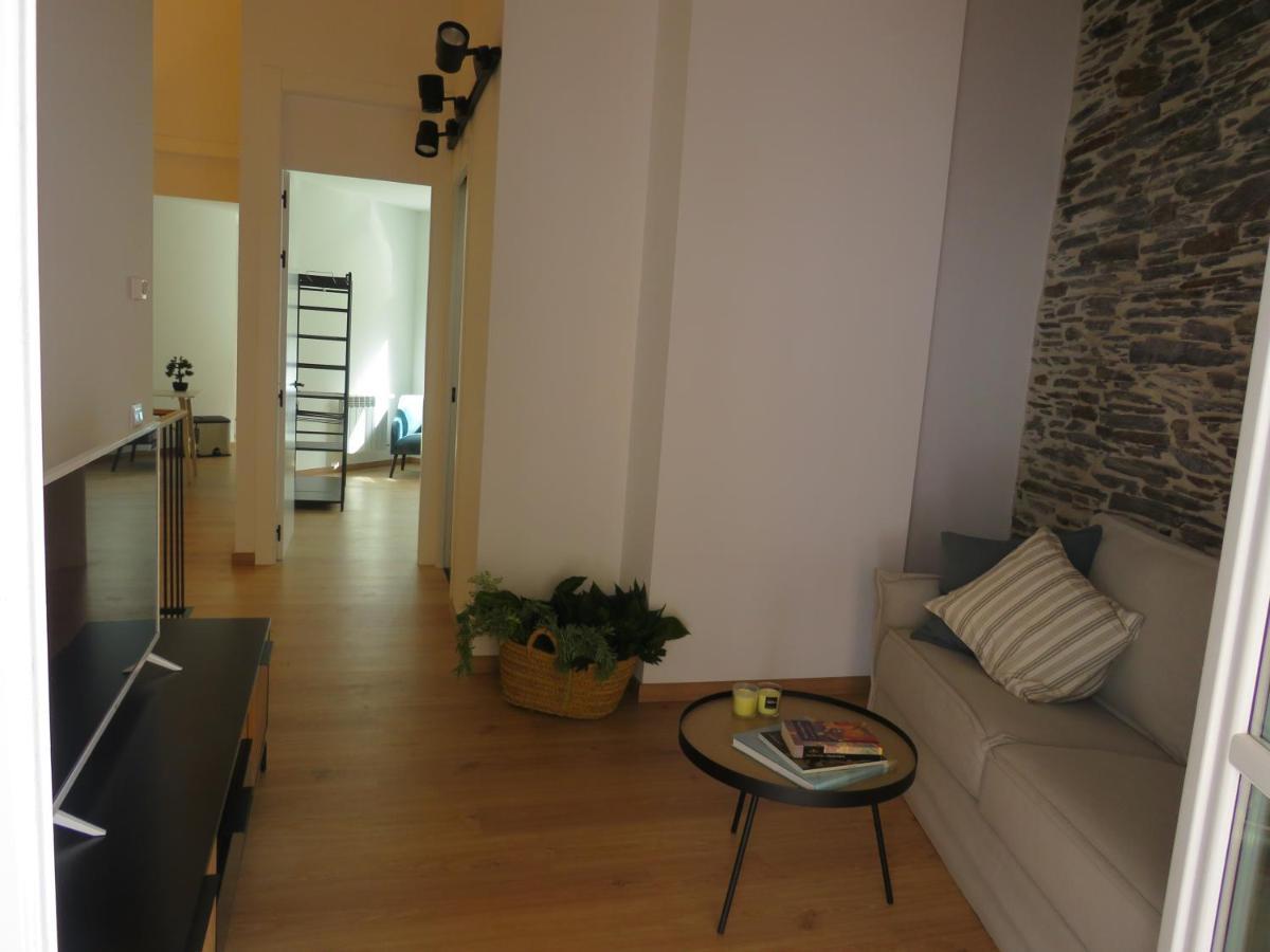 Apartamentos Armanya 3 Lugo Εξωτερικό φωτογραφία